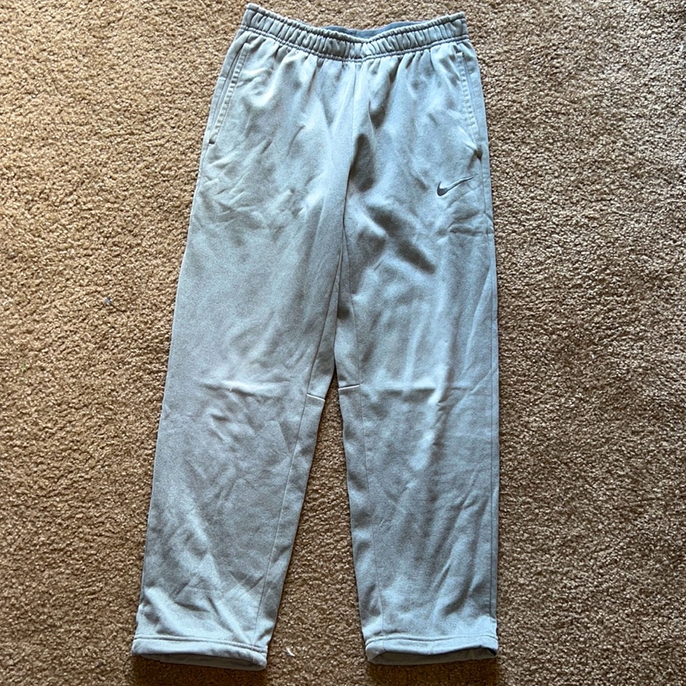 Nike mens small grey sweatpants